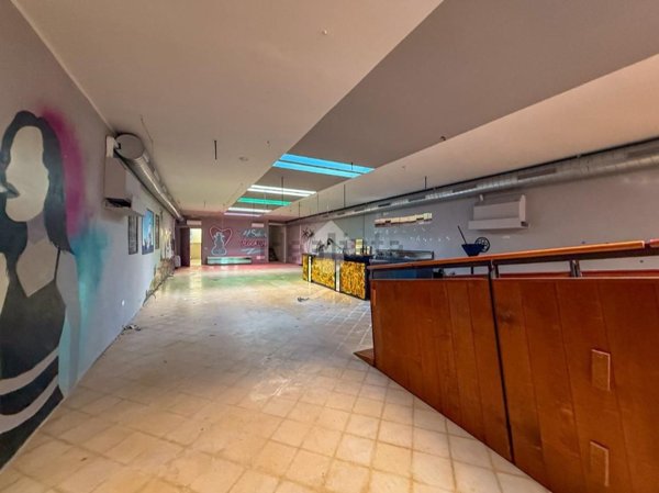 locale commerciale in affitto a Casalmaggiore