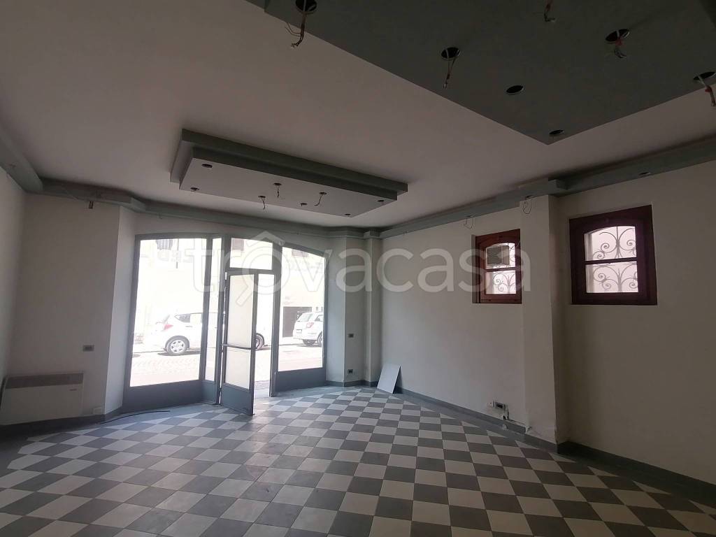 negozio in affitto a Casalmaggiore