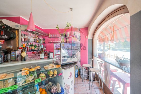 negozio in affitto a Casalmaggiore in zona Vicobellignano