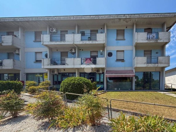 locale commerciale in affitto a Casalmaggiore