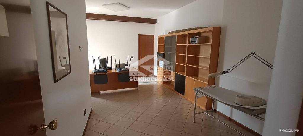 ufficio in affitto a Castelleone