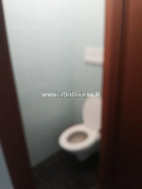 locale di sgombero in affitto a Castelleone