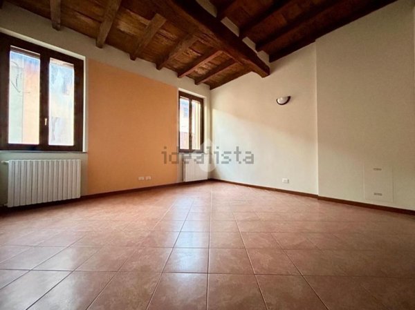 appartamento in affitto a Castelleone