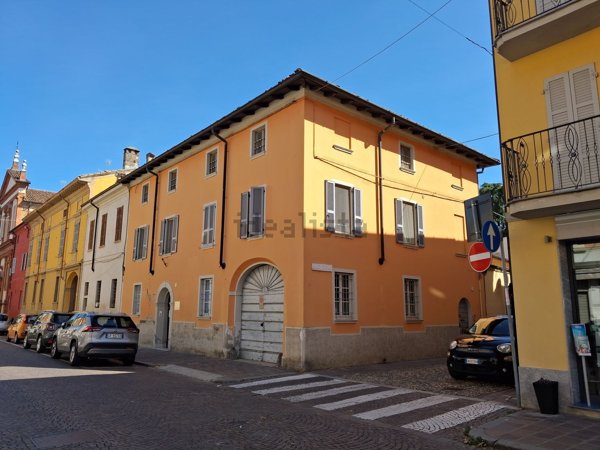 ufficio in affitto a Castelleone in zona Cortellona