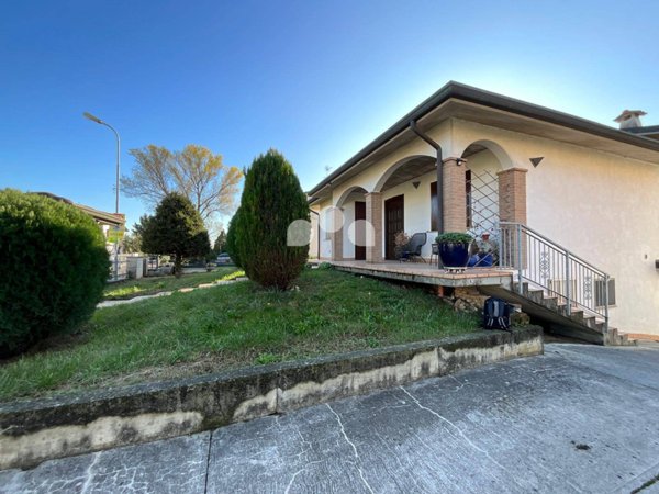 casa indipendente in affitto a Corte de' Cortesi con Cignone