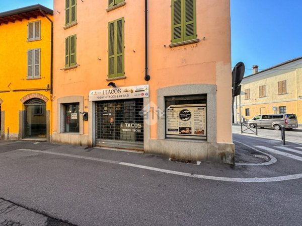 locale commerciale in affitto a Crema