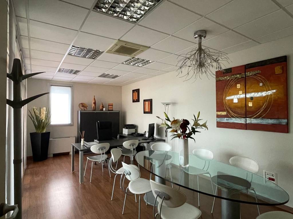 ufficio in affitto a Crema