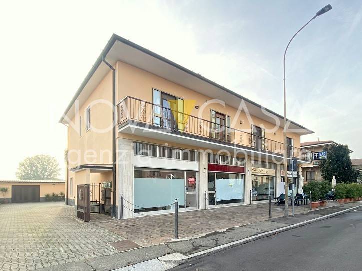 negozio in affitto a Crema