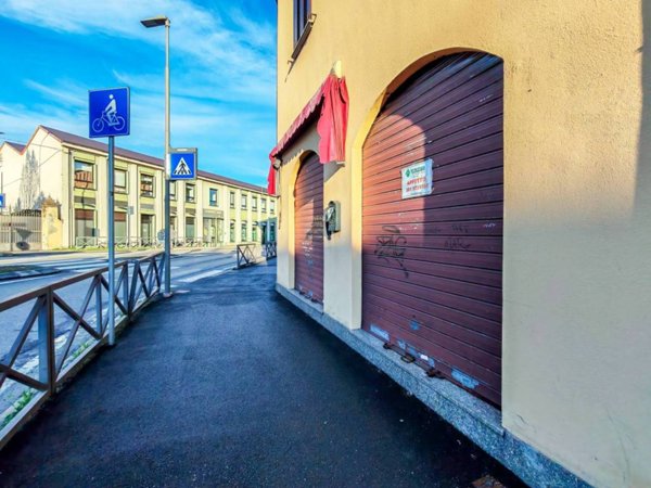 negozio in affitto a Crema