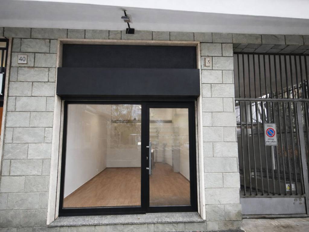 negozio in affitto a Crema