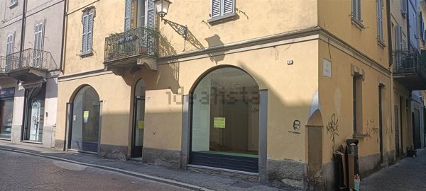 negozio in affitto a Crema