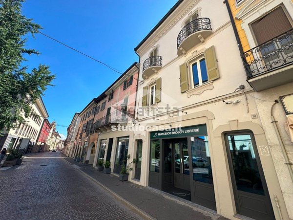 negozio in affitto a Crema