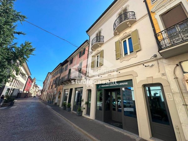 negozio in affitto a Crema
