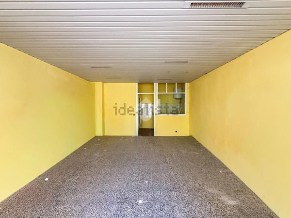 locale commerciale in affitto a Crema