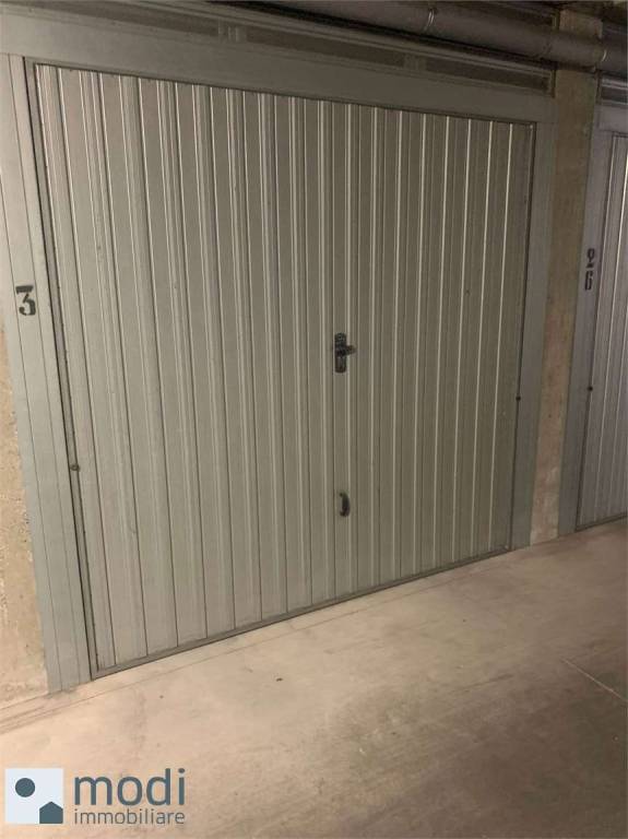 box auto in affitto a Crema