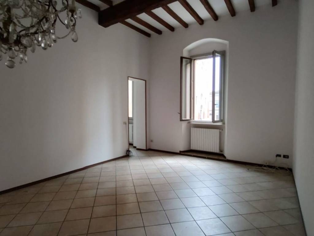 appartamento in affitto a Cremona in zona Piazza Castello