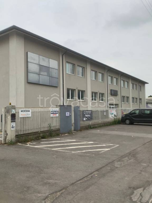 negozio in affitto a Cremona