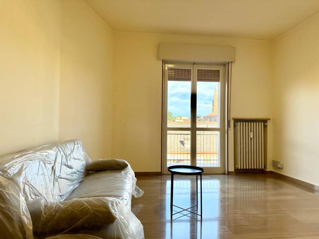 appartamento in affitto a Cremona in zona Piazza Castello