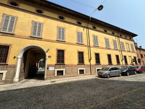 ufficio in affitto a Cremona in zona Piazza Castello