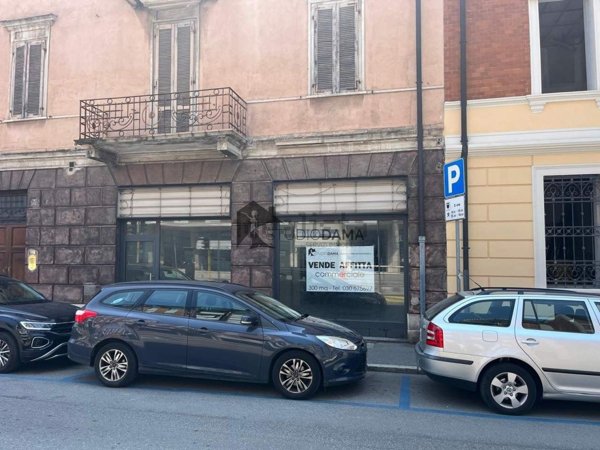 negozio in affitto a Cremona in zona Cremona Centro