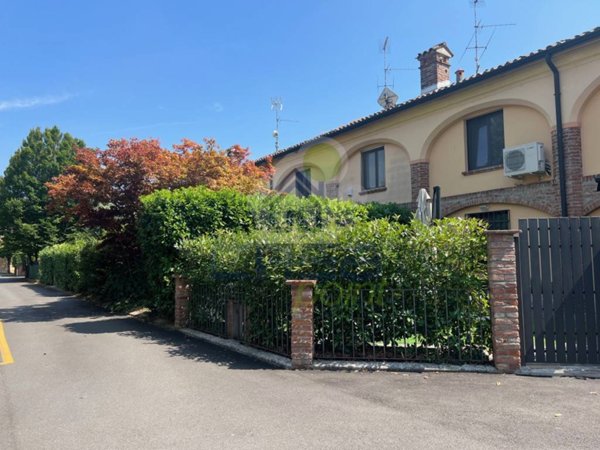 casa indipendente in affitto a Cremona in zona Via Mantova