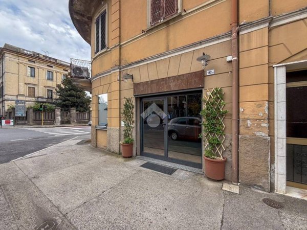 negozio in affitto a Cremona in zona Viale Po