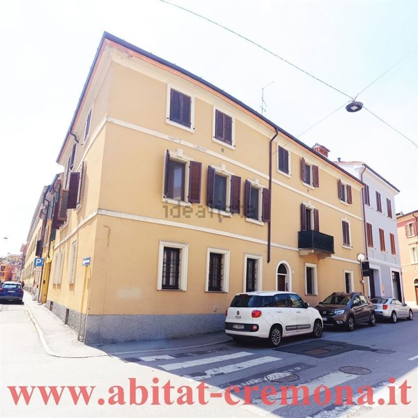 appartamento in affitto a Cremona