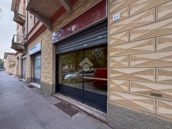 negozio in affitto a Cremona in zona Via Brescia