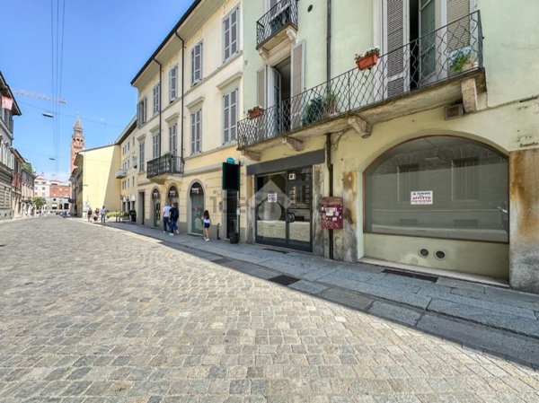 locale commerciale in affitto a Cremona in zona Cremona Centro