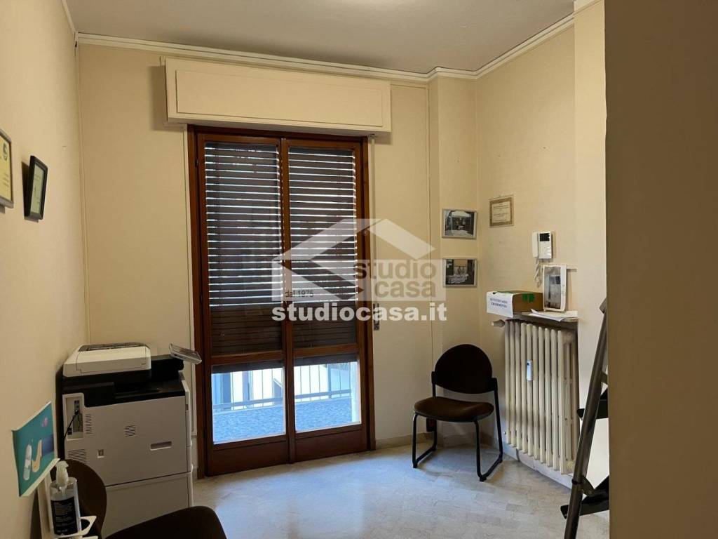 ufficio in affitto a Cremona in zona Piazza Castello