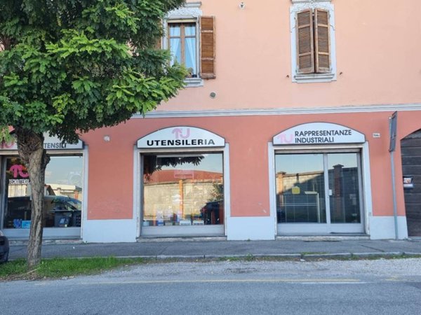 negozio in affitto a Cremona