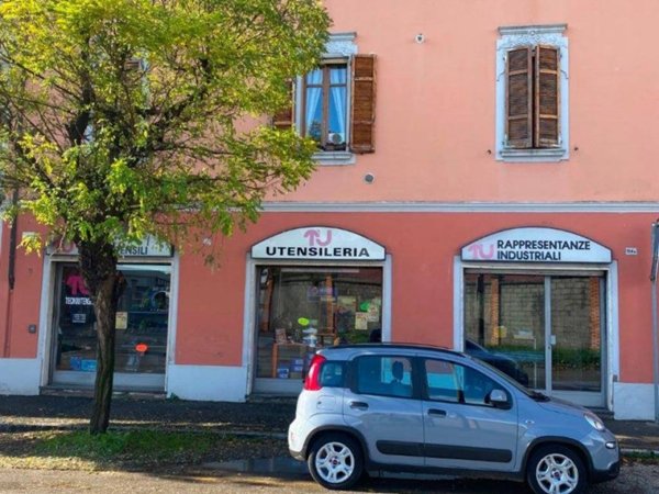 negozio in affitto a Cremona