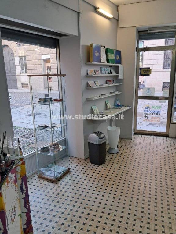 negozio in affitto a Cremona in zona Cremona Centro