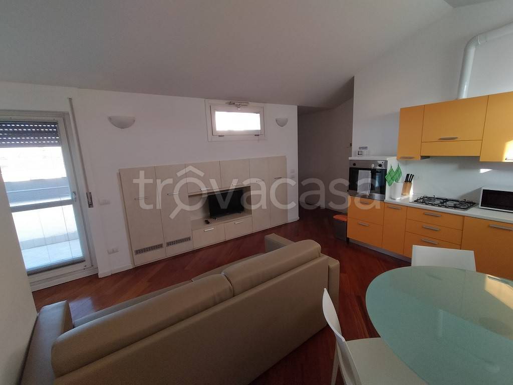 appartamento in affitto a Cremona in zona Cremona Centro