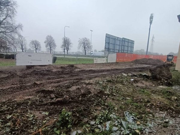 locale commerciale in affitto a Cremona in zona Maristella