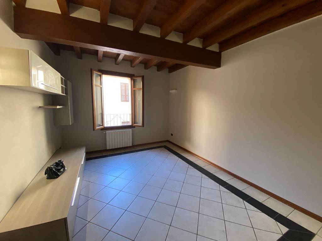 appartamento in affitto a Cremona in zona Piazza Castello