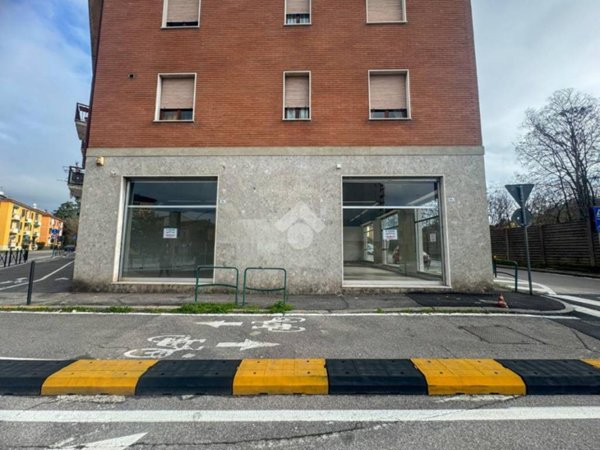 negozio in affitto a Cremona in zona Via Bergamo