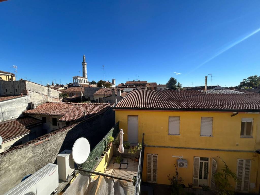 appartamento in affitto a Cremona in zona Piazza Castello