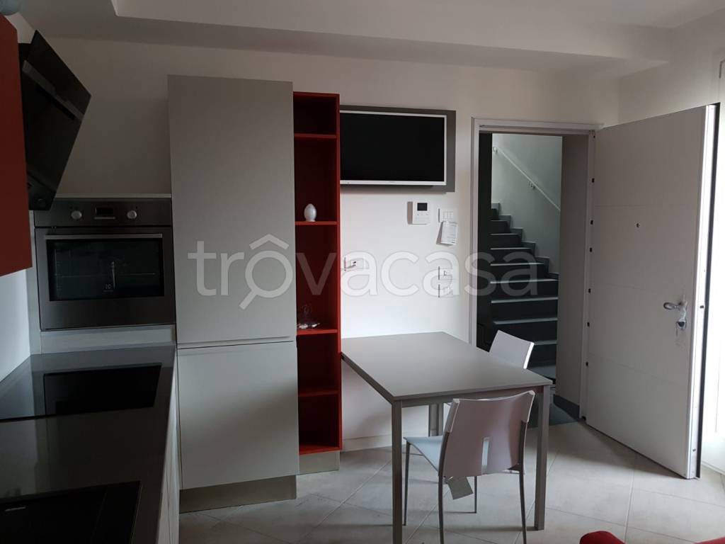 appartamento in affitto a Cremona in zona Piazza Castello