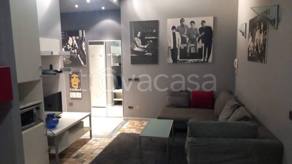 appartamento in affitto a Cremona in zona Piazza Castello