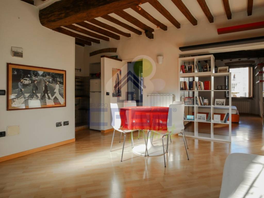 appartamento in affitto a Cremona in zona Piazza Castello