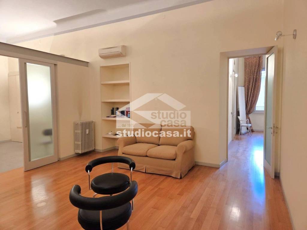 ufficio in affitto a Cremona in zona Cremona Centro