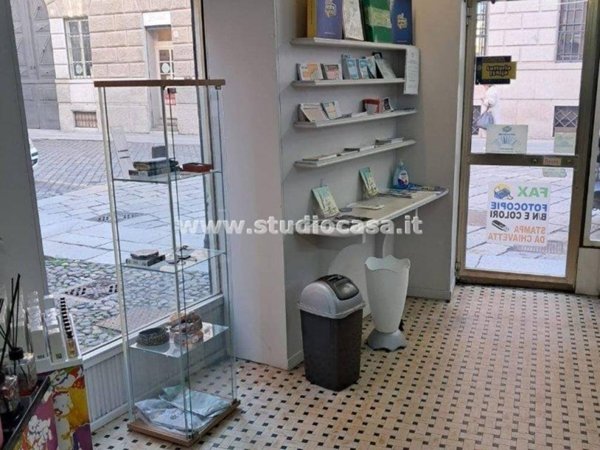 negozio in affitto a Cremona in zona Piazza Castello