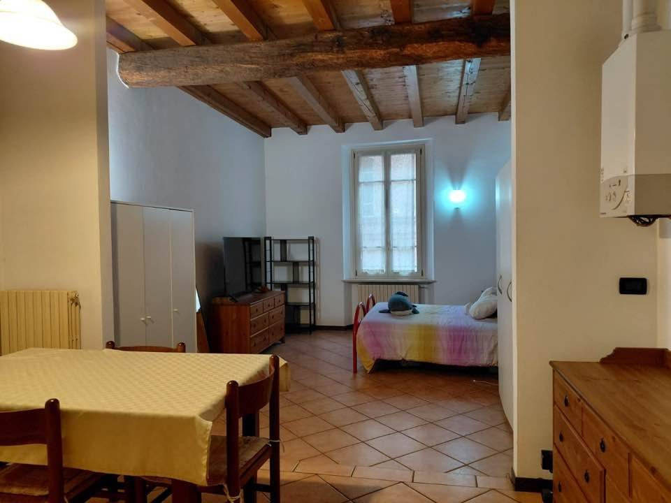 appartamento in affitto a Cremona in zona Piazza Castello