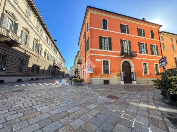 ufficio in affitto a Cremona in zona Piazza Castello