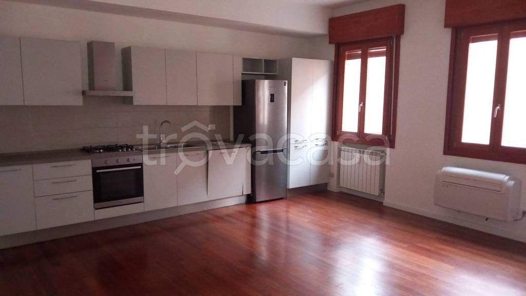 appartamento in affitto a Cremona in zona Cremona Centro