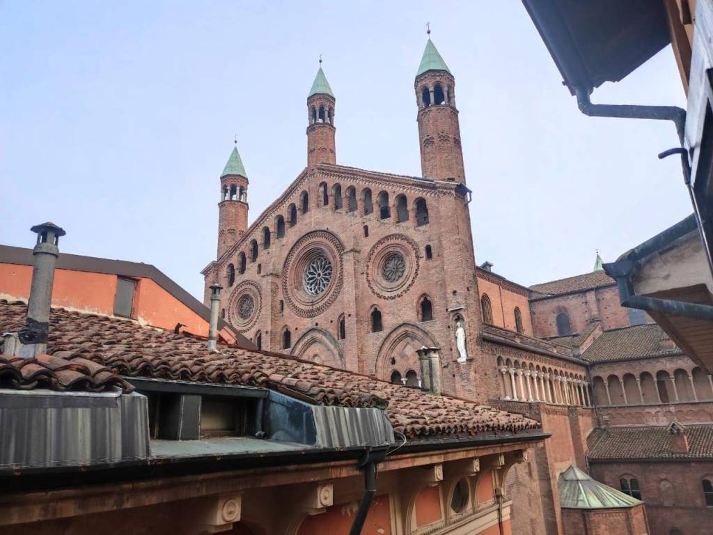 appartamento in affitto a Cremona in zona Piazza Castello