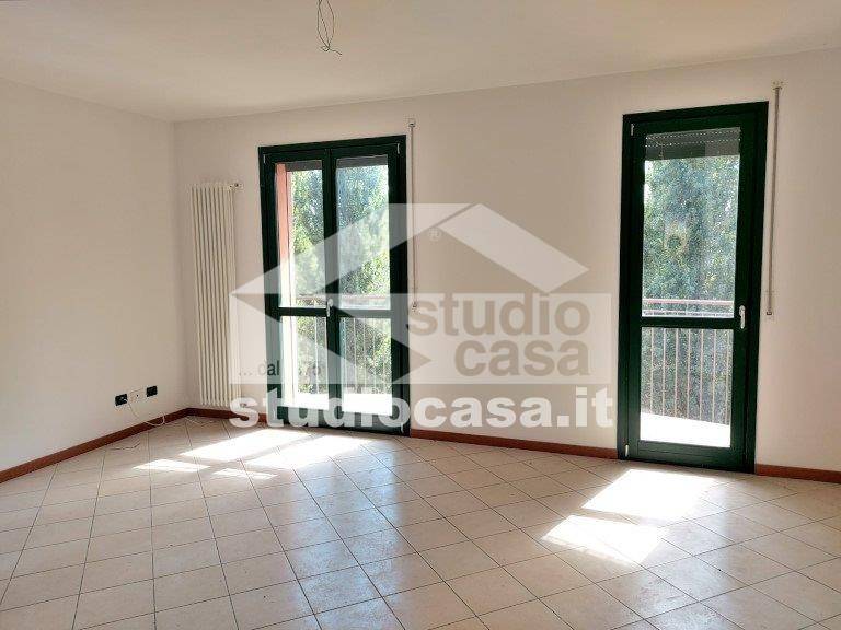 appartamento in affitto a Cremona in zona Viale Po
