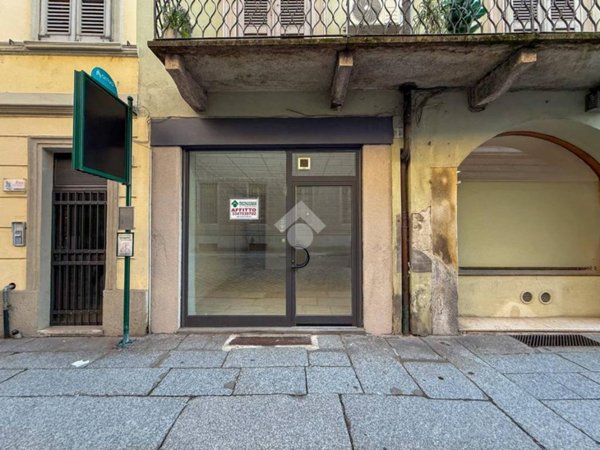 negozio in affitto a Cremona in zona Piazza Castello