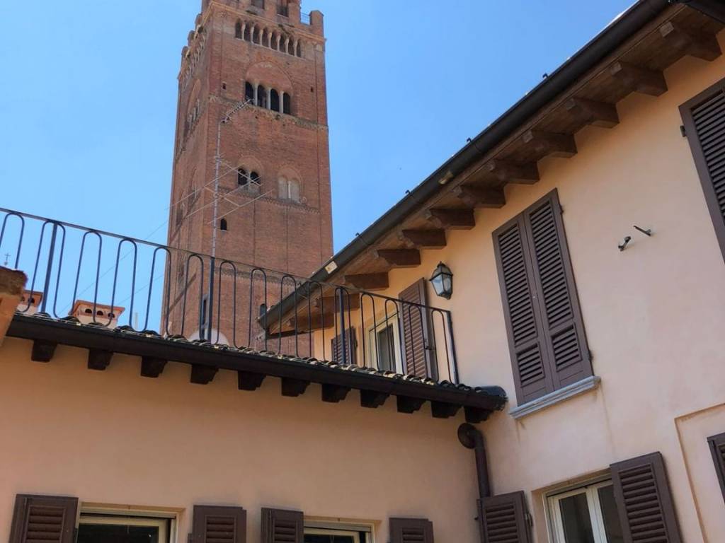 appartamento in affitto a Cremona in zona Piazza Castello